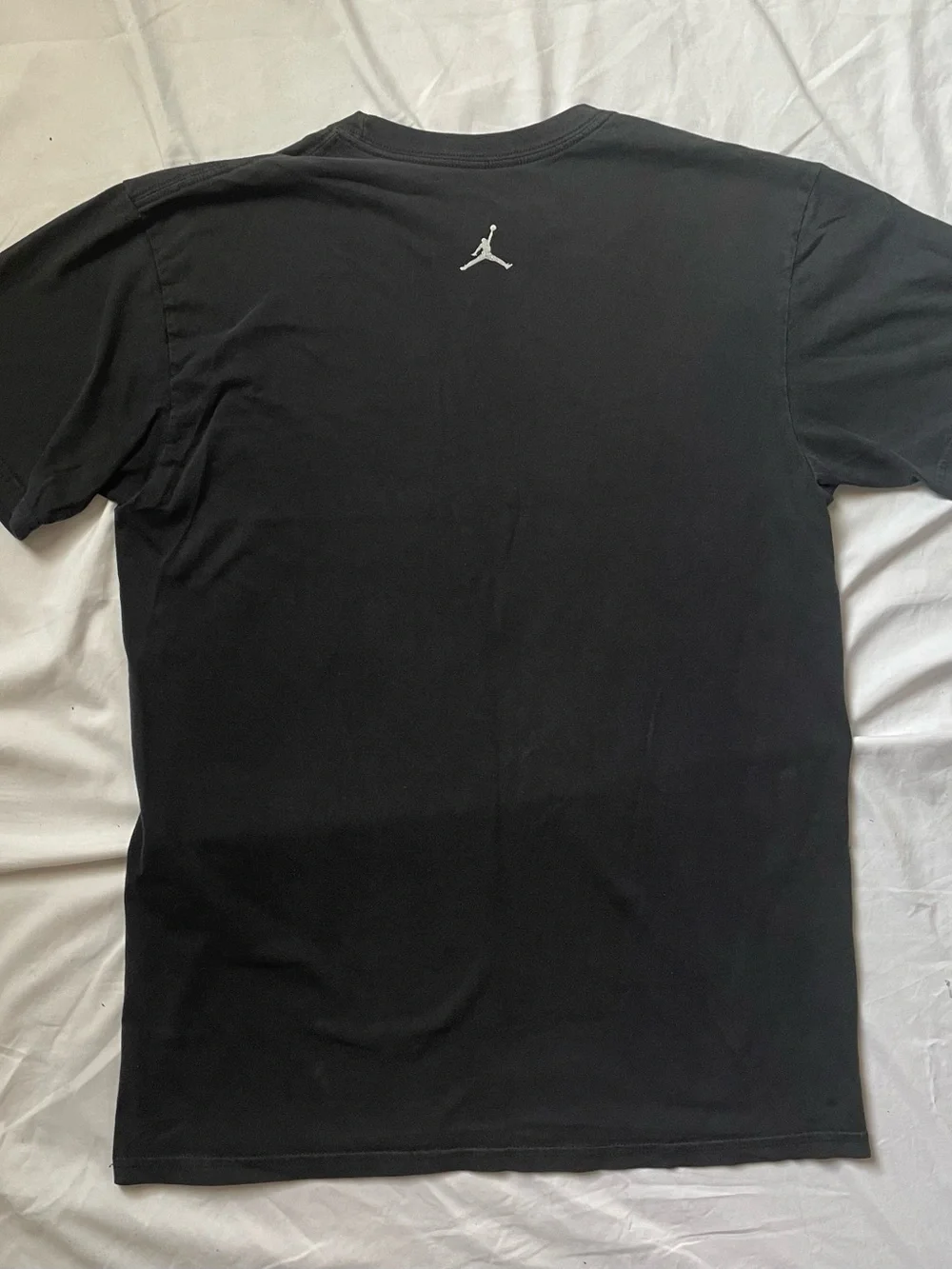 Vintage 90’s Air Jordan Men's Black Graphic T-Shirt